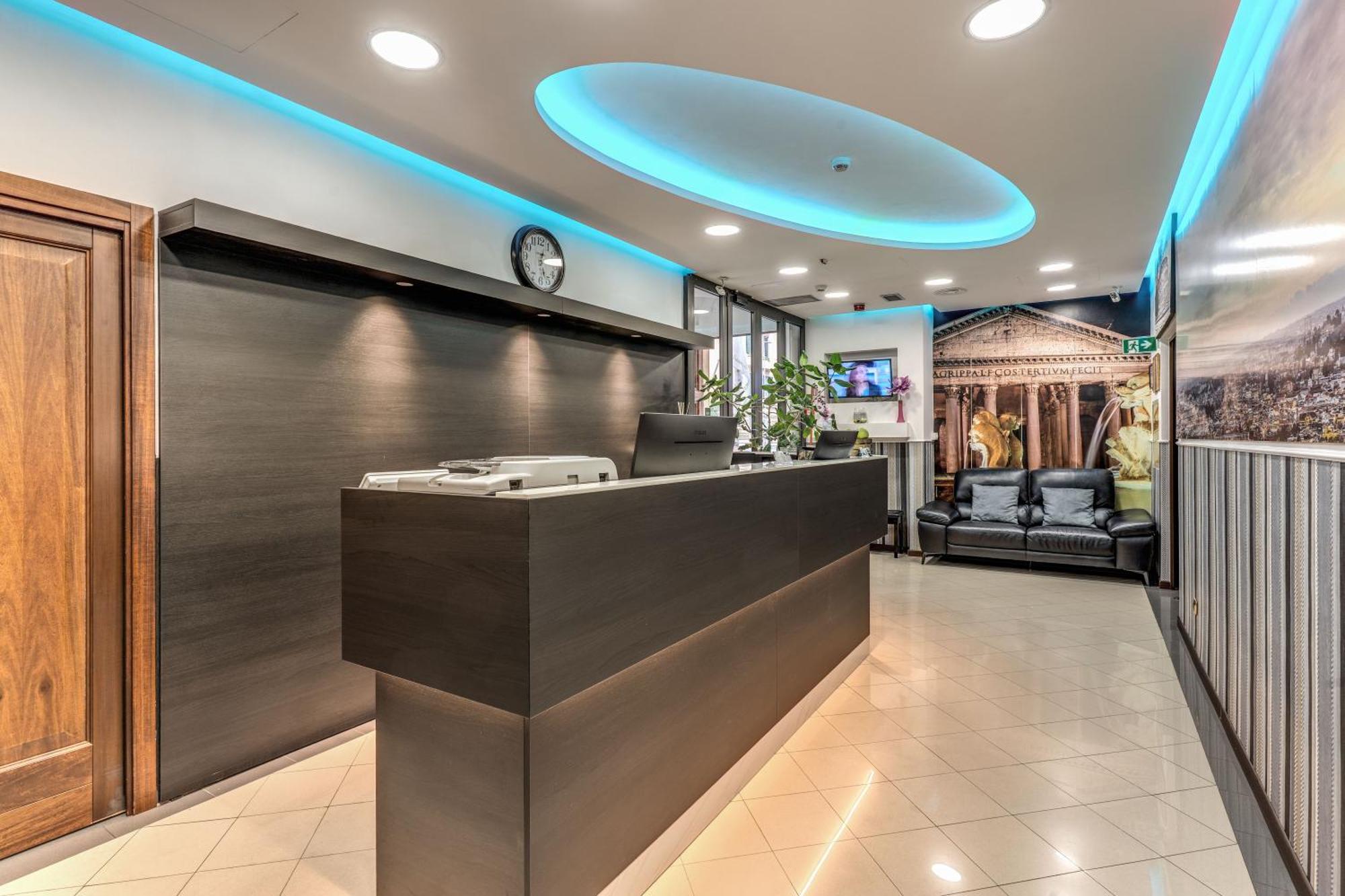 Hotel Ottaviano Augusto — Photos 1
